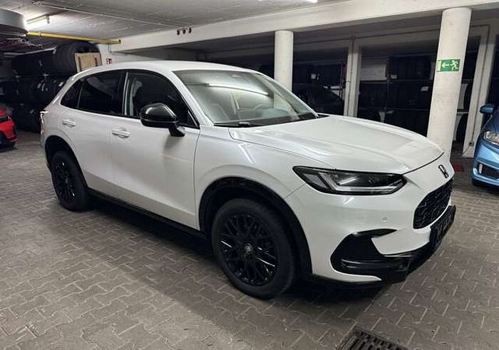 Honda ZR-V 2.0 e:HEV Hybrid Sport | 8-fach Bereift | Black Ed