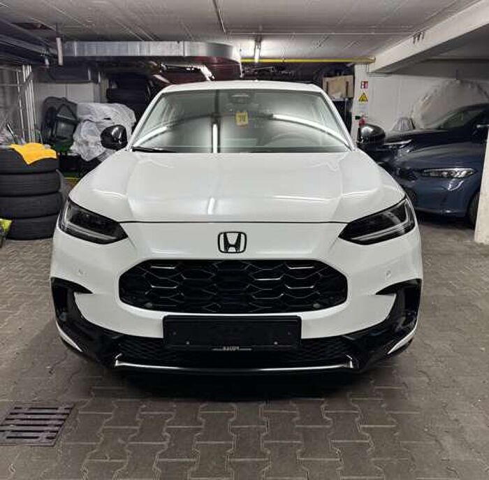 Honda ZR-V 2.0 e:HEV Hybrid Sport | 8-fach Bereift | Black Ed