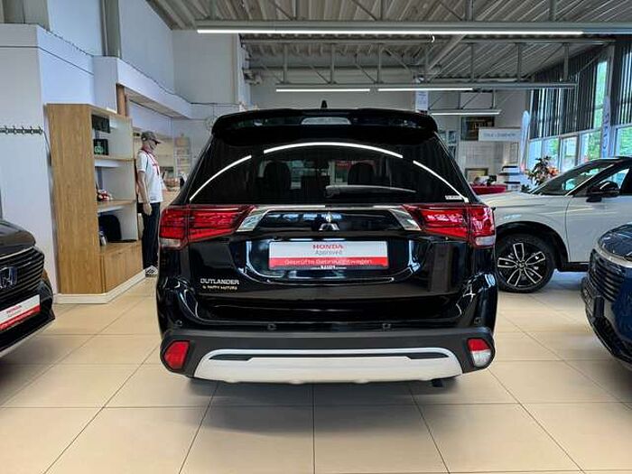 Mitsubishi Outlander Diamant Edition+ 4WD