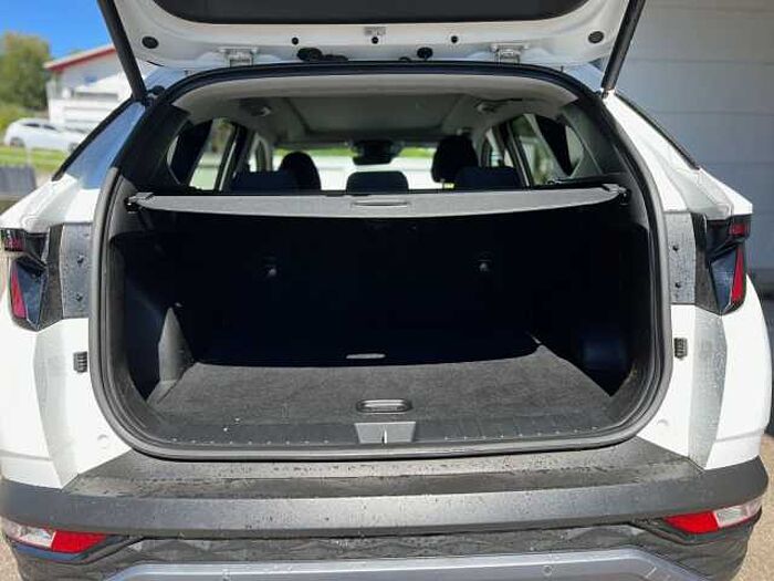 Hyundai Tucson Trend Plug-In Hybrid 4WD+PANORAMA+NAVI+